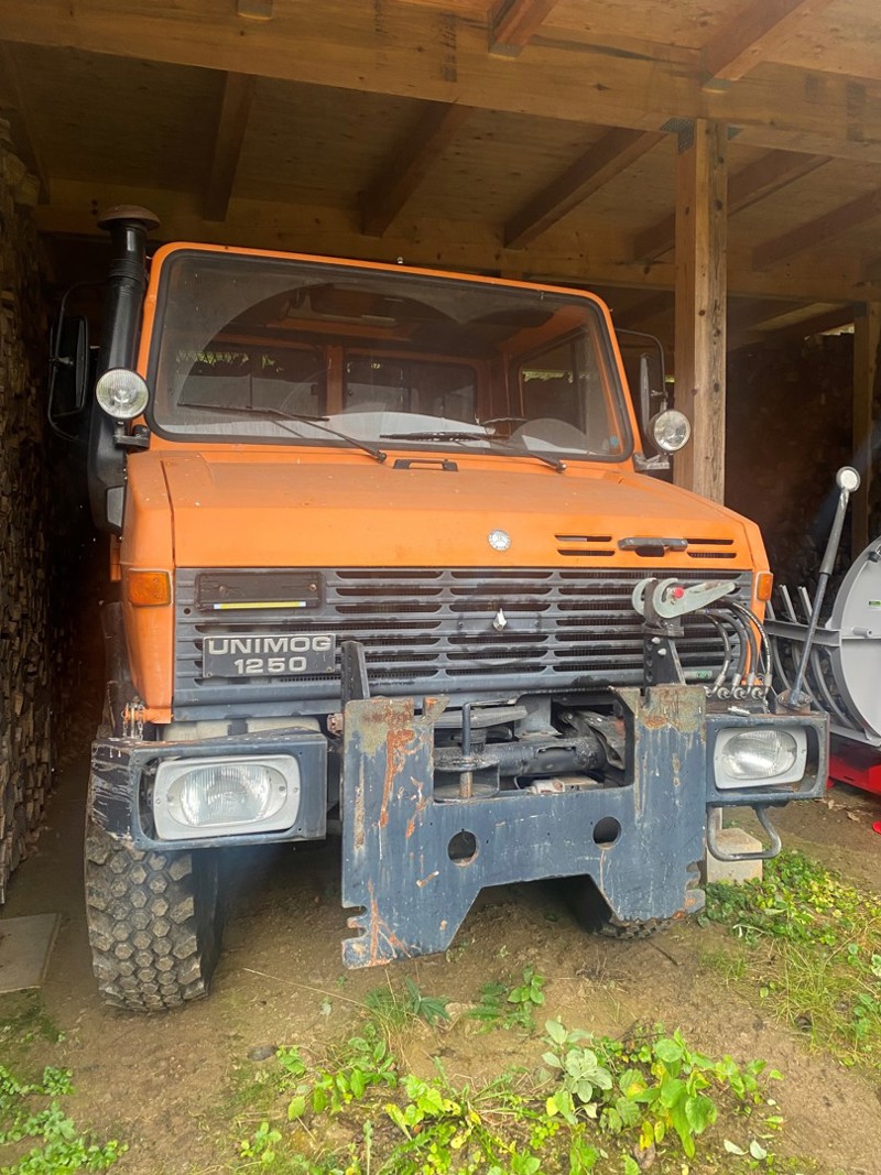 Überbestände von Bau- und Transportmaterial 