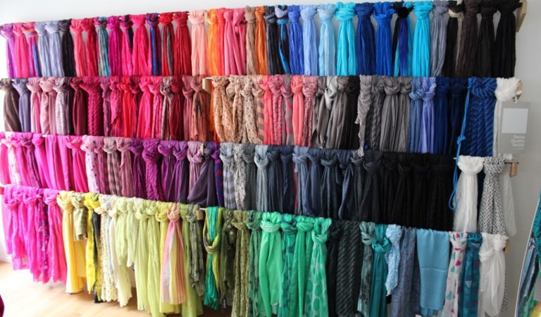 COLORA SETA AG (i.L.)