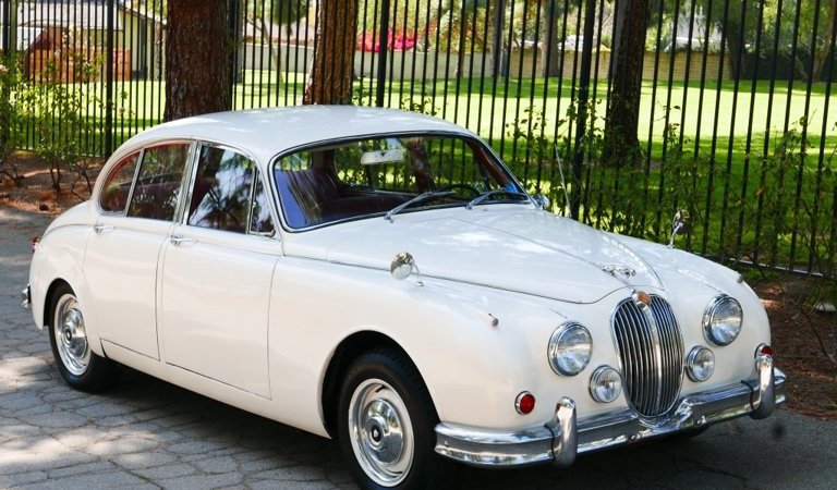 Jaguar Mark 2